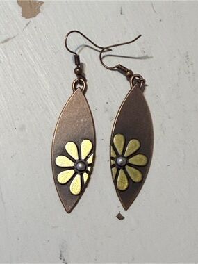Bronze  tone Daisy Floral Drop Earrings with Gold Petal Accents
